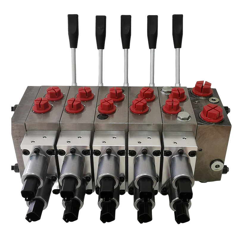 Load-sensing proportional control valve